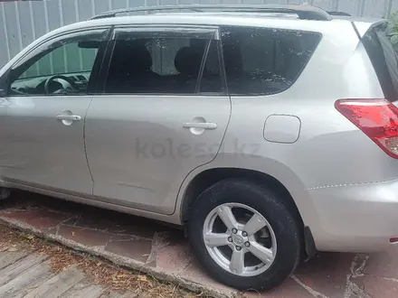 Toyota RAV4 2007 года за 7 500 000 тг. в Алматы – фото 4