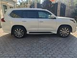 Lexus LX 570 2016 годаүшін41 000 000 тг. в Алматы – фото 4