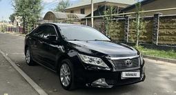 Toyota Camry 2014 года за 9 200 000 тг. в Алматы – фото 2