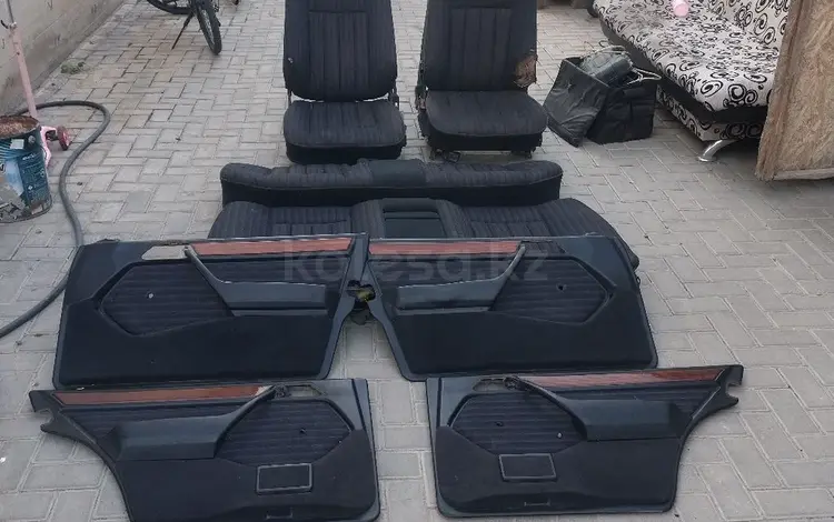 Салон полный W124 за 50 000 тг. в Алматы