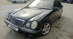 Mercedes-Benz E 320 2001 года за 4 500 000 тг. в Шымкент – фото 2
