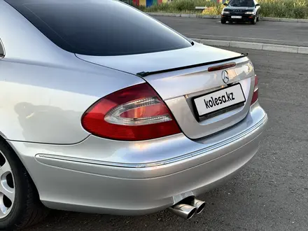 Mercedes-Benz E 240 2003 года за 5 000 000 тг. в Усть-Каменогорск – фото 3