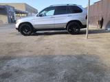 BMW X5 2005 года за 5 300 000 тг. в Актау – фото 2