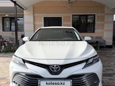 Toyota Camry 2019 года за 15 500 000 тг. в Алматы – фото 11