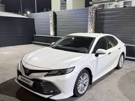 Toyota Camry 2019 года за 15 500 000 тг. в Алматы – фото 14