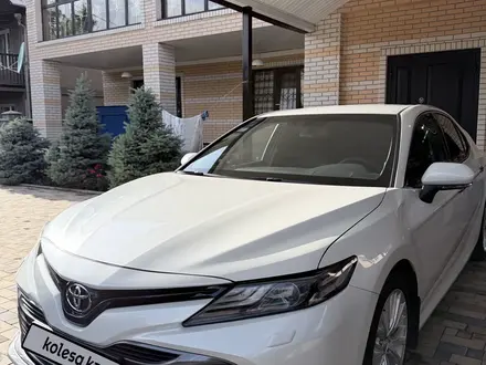 Toyota Camry 2019 года за 15 500 000 тг. в Алматы – фото 10