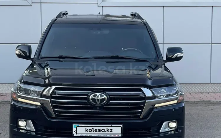 Toyota Land Cruiser 2018 года за 37 000 000 тг. в Атырау