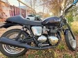 Triumph  BONNEVILLE T100 2012 года за 3 100 000 тг. в Алматы