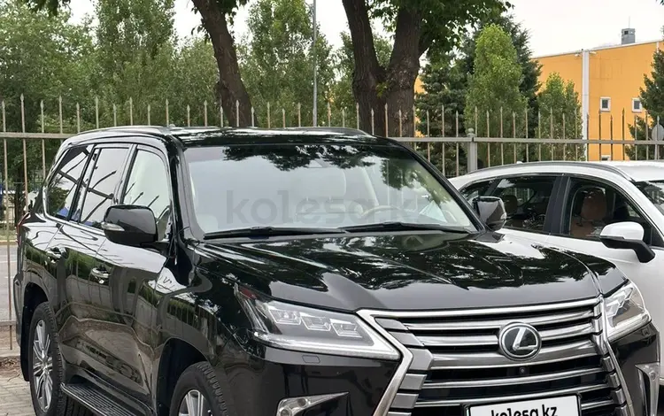 Lexus LX 570 2016 года за 42 000 000 тг. в Уральск