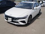 Hyundai Elantra 2024 годаfor9 900 000 тг. в Петропавловск – фото 2