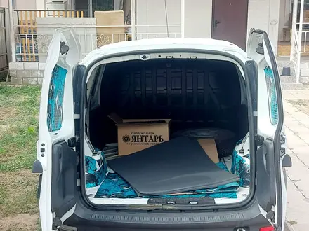 ВАЗ (Lada) Largus (фургон) 2014 года за 3 400 000 тг. в Алматы – фото 4