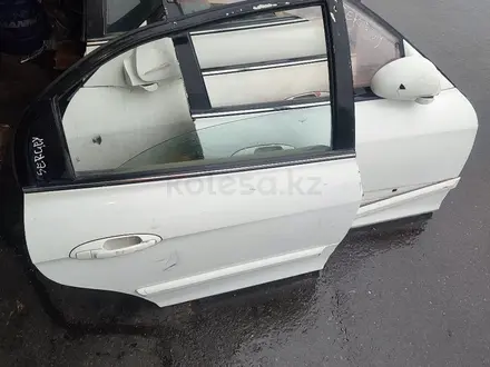 Дверь Sonata 5 EF за 50 000 тг. в Алматы – фото 3