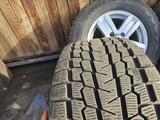 Диски с зимней резиной 285-60-R18 TLC200 за 300 000 тг. в Алматы – фото 2