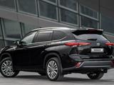 Toyota Highlander 2023 годаүшін33 900 000 тг. в Астана