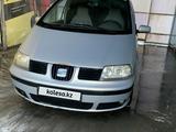 SEAT Alhambra 2003 годаүшін3 450 000 тг. в Уральск