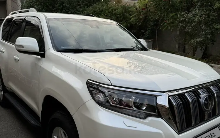 Toyota Land Cruiser Prado 2021 года за 26 000 000 тг. в Алматы