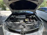 Toyota Camry 2015 года за 9 700 000 тг. в Семей – фото 4