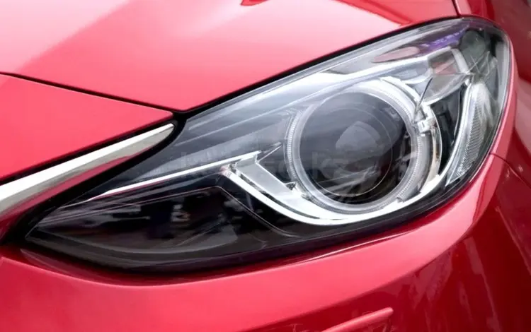 Стекла фар Mazda 3 за 20 000 тг. в Астана