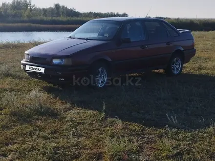 Volkswagen Passat 1992 года за 1 350 000 тг. в Уральск