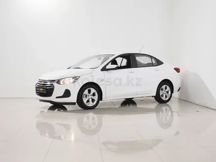 Chevrolet Onix 2022 года за 5 590 000 тг. в Алматы