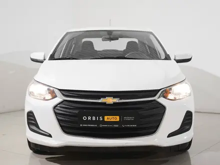 Chevrolet Onix 2022 года за 5 590 000 тг. в Алматы – фото 5