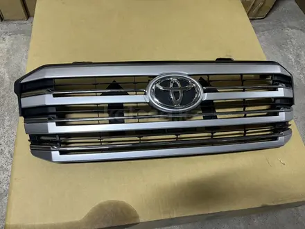 Решетка радиатора Тойота Ленд Крузер 300 Toyota Land Cruiser 300 за 300 000 тг. в Костанай – фото 3