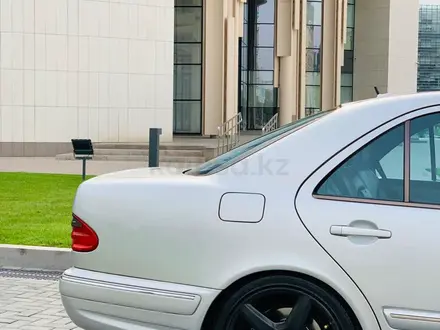 Mercedes-Benz E 55 AMG 2001 года за 10 000 000 тг. в Алматы – фото 9