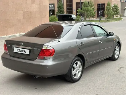 Toyota Camry 2004 года за 5 190 000 тг. в Астана – фото 4