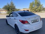 Hyundai Solaris 2013 года за 2 350 000 тг. в Семей – фото 3