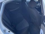Hyundai Solaris 2013 года за 2 350 000 тг. в Семей – фото 5