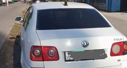 Volkswagen Polo 2005 года за 1 550 000 тг. в Алматы – фото 2