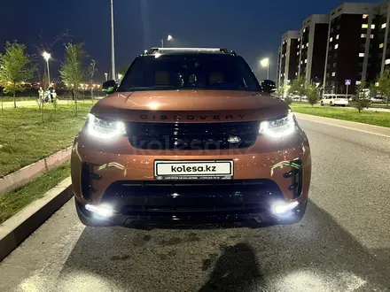 Land Rover Discovery 2017 года за 34 000 000 тг. в Алматы – фото 4