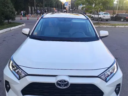 Toyota RAV4 2022 года за 20 000 000 тг. в Тараз – фото 2