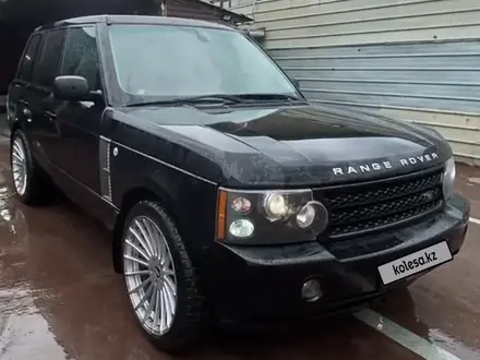 Land Rover Range Rover 2004 года за 6 000 000 тг. в Алматы – фото 2