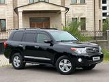 Toyota Land Cruiser 2013 годаүшін20 700 000 тг. в Астана – фото 2