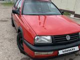 Volkswagen Vento 1992 года за 1 380 000 тг. в Тараз – фото 2