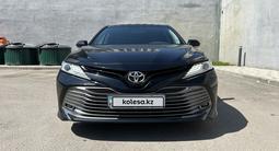 Toyota Camry 2019 года за 14 200 000 тг. в Астана – фото 3