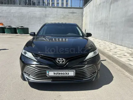 Toyota Camry 2019 года за 13 800 000 тг. в Астана – фото 9