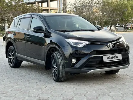 Toyota RAV4 2019 года за 13 000 000 тг. в Актау