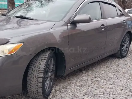 Toyota Camry 2007 года за 5 700 000 тг. в Актобе – фото 11