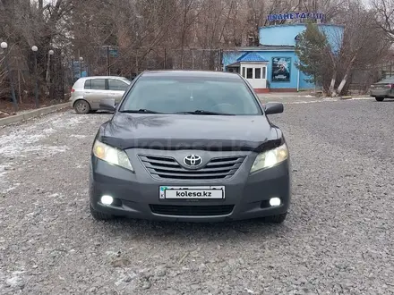 Toyota Camry 2007 года за 5 700 000 тг. в Актобе