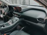 Hyundai Santa Fe 2022 года за 10 600 000 тг. в Актобе – фото 5