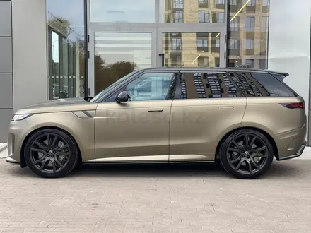 Land Rover Range Rover Sport SV 2024 года за 98 800 000 тг. в Алматы – фото 9