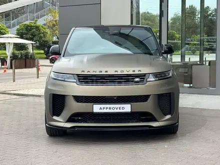 Land Rover Range Rover Sport SV 2024 года за 98 800 000 тг. в Алматы – фото 2