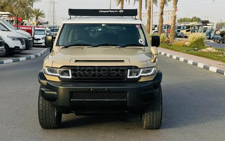 Передние фары, решетка радиатора, задние фонари на TOYOTA FJ CRUISER за 350 000 тг. в Астана