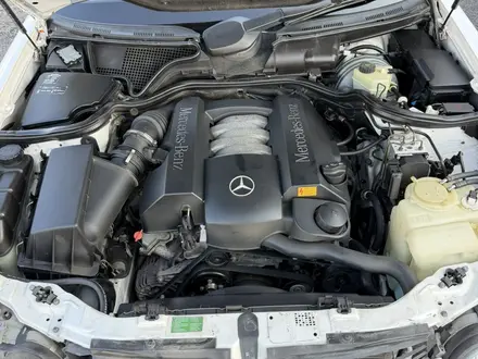 Mercedes-Benz E 320 2000 года за 6 900 000 тг. в Шымкент – фото 13