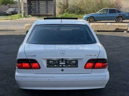 Mercedes-Benz E 320 2000 года за 6 900 000 тг. в Шымкент – фото 4