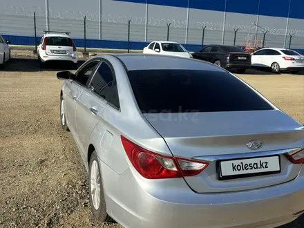 Hyundai Sonata 2011 года за 4 500 000 тг. в Астана – фото 4