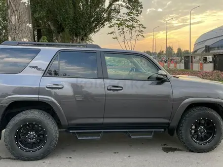 Toyota 4Runner 2021 года за 24 000 000 тг. в Алматы – фото 3