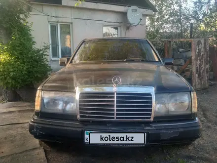 Mercedes-Benz E 220 1992 годаүшін1 350 000 тг. в Караганда – фото 3